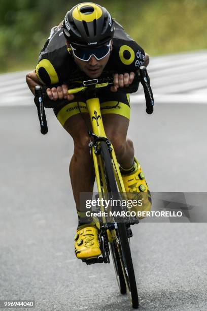 Estonia's Rein Taaramae looks for the best aerodynamic position to reduce drag, during a brief breakaway in the fifth stage of the 105th edition of...