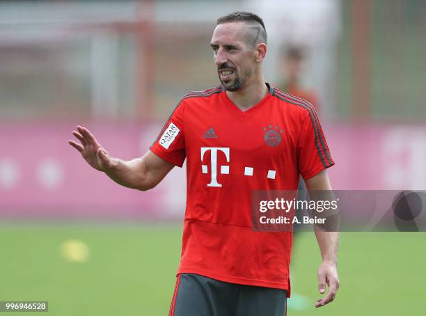 Franck Ribery of FC Bayern Muenchen gestures during a training session at the club's Saebener Strasse training ground on July 12, 2018 in Munich,...