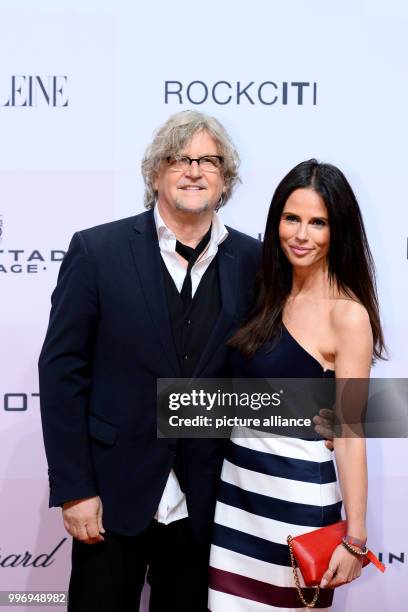 Martin Krug and company arrive at the charity gala 'Tribute to Bambi' in Berlin, Germany, 5 October 2017. Photo: Gregor Fischer/dpa