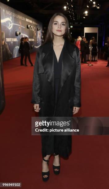 Luise Befort arrives at the charity gala 'Tribute to Bambi' in Berlin, Germany, 5 October 2017. Photo: Jörg Carstensen/dpa