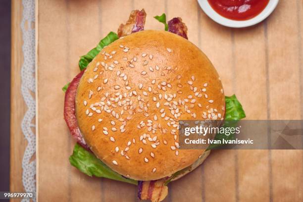 burger - sesame seed bun stock pictures, royalty-free photos & images