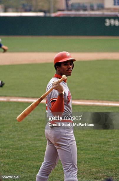 Domincan-born baseball player Cesar Cedeno, of the Houston Astros, warms up with a bat on during a game at Shea Stadium in Queens, New York, New...
