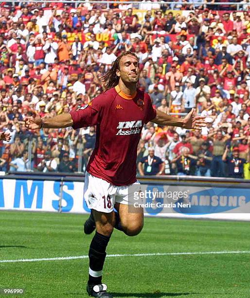 Gabriel Batistuta of Roma celebrates Montella's goal during the Serie A 34th Round League match played between Roma and Parma, played at the Olympic...
