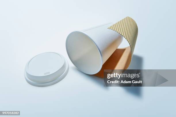 deconstructed disposable hot drink coffee cup - coffee drink stock pictures, royalty-free photos & images