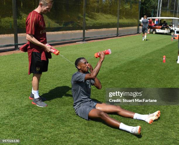 Jordan Reece Jordan Reece Photos and Premium High Res Pictures - Getty Images