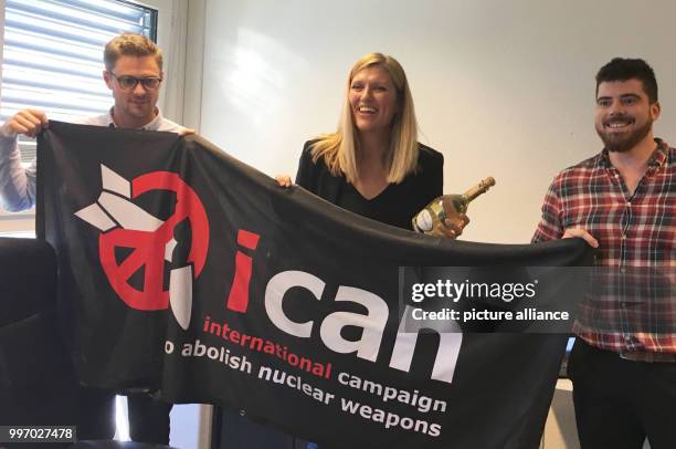 Dpatop - Beatrice Fihn of the International Campaign to Abolish Nuclear Weapons speaks to journalists after the announcement of the Nobel Peace Prize...