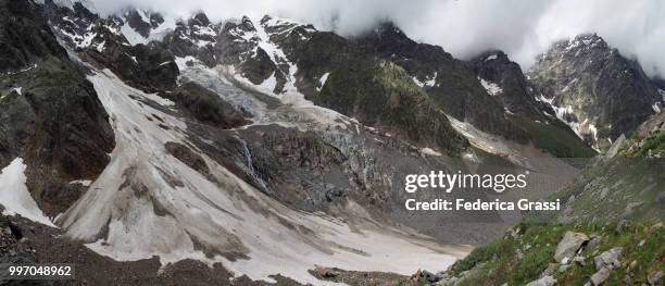 panoramic of melting belvedere glacier on monte rosa - agua de fondo fotografías e imágenes de stock