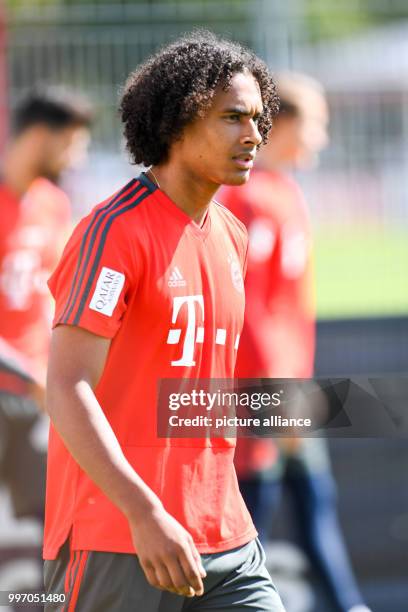 July 2018, Germany, Munich, Soccer, Bundesliga, FC Bayern Munich's Training in Munich: Joshua Zirkzee. Photo: Tobias Hase/dpa