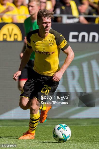 Lukasz Piszczek of Dortmund controls the ball during the Bundesliga match between Borussia Dortmund and 1. FSV Mainz 05 at Signal Iduna Park on May...
