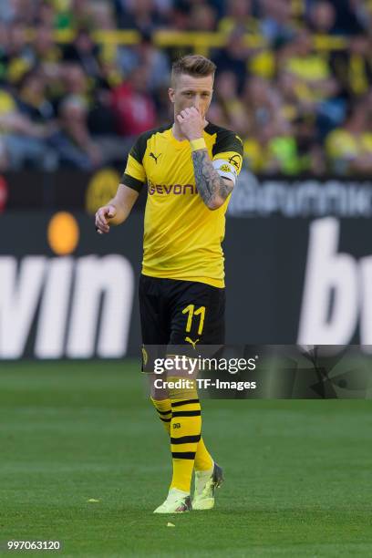 Marco Reus of Dortmund gestures during the Bundesliga match between Borussia Dortmund and 1. FSV Mainz 05 at Signal Iduna Park on May 5, 2018 in...