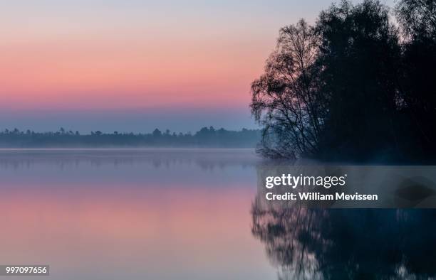 silence of twilight - william mevissen fotografías e imágenes de stock