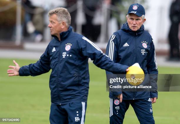 New coach Jupp Heynckes and co-coach Peter Hermann head a FC Bayern Munich training session at Saebener Strasse in Munich, Germany, 9 October 2017....