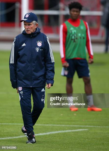 New coach Jupp Heynckes and David Alaba take part in an FC Bayern Munich training session at Saebener Strasse in Munich, Germany, 9 October 2017....