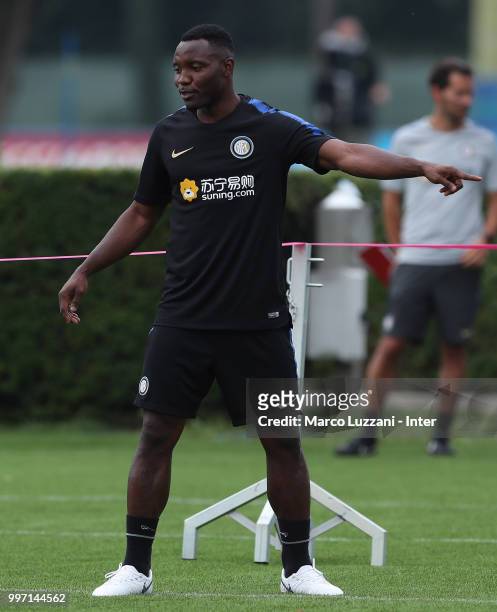 Kwadwo Asamoah of FC Internazionale gestures during the FC Internazionale training session at the club's training ground Suning Training Center in...