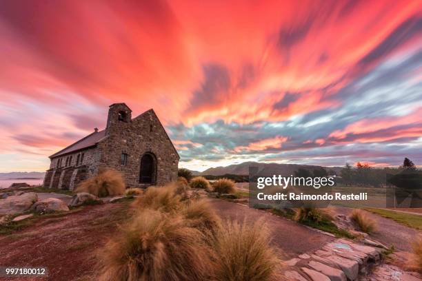 lake tekapo, church of the good shepherd - 2070 - church of the good shepherd tekapo stock pictures, royalty-free photos & images