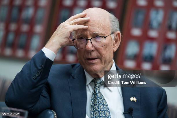 Senate Agriculture Committee Chairman Pat Roberts, R-Kan., prepares for a CQ podcast with ranking member Sen. Debbie Stabenow, D-Mich., in Hart...