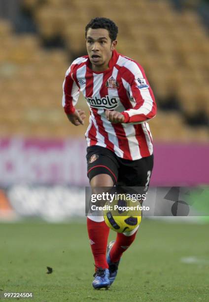 Kieran Richardson of Sunderland in action during the Barclays Premier League match between Wolverhampton Wanderers and Sunderland at Molineux on...