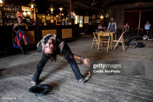 Several times a day the visit is complemented by a live show from the West, in which several gunmen face through the streets and balconies of the...