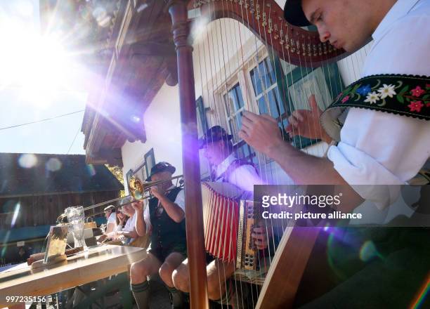 Music group plays in an outdoor museum at the traditional church consecration festival in Glentleiten, Germany, 15 October 2017. Photo: Angelika...