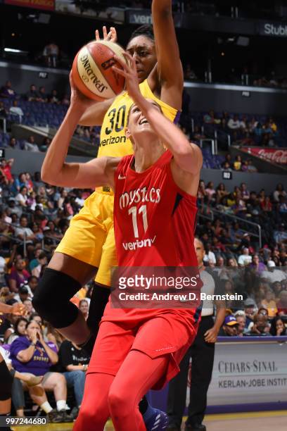 Elena Delle Donne of the Washington Mystics shoots the ball against the Los Angeles Sparks on July 7, 2018 at STAPLES Center in Los Angeles,...