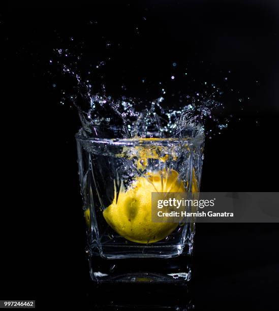 lemonade - splash crown stock pictures, royalty-free photos & images