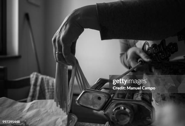 tagliatelle di pasqua - pasqua fotografías e imágenes de stock