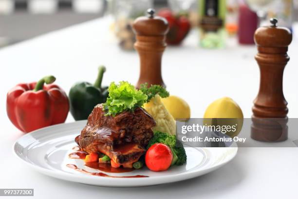 ribs - oey photos et images de collection