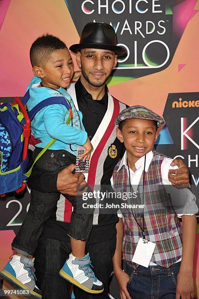 Swizz Beatz and guests arrives at Nickelodeon's 23rd annual Kid's Choice Awards at Pauley Pavilion on March 27, 2010 in Los Angeles, California.