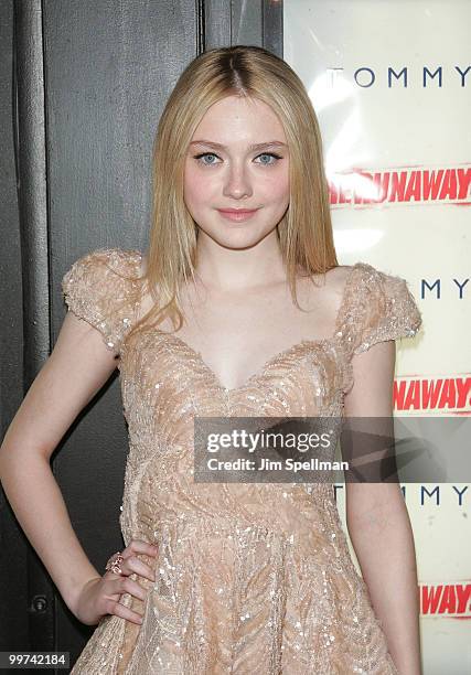 Actress Dakota Fanning attends "The Runaways" New York premiere at Landmark Sunshine Cinema on March 17, 2010 in New York City.