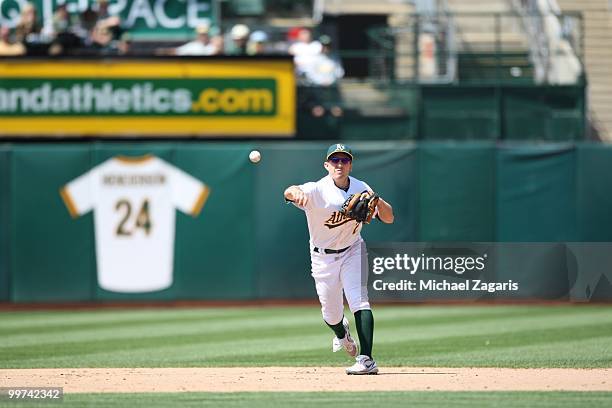 Cliff Pennington of the Oakland Athletics fielding during the game against the Tampa Bay Rays at the Oakland Coliseum on May 8, 2010 in Oakland,...