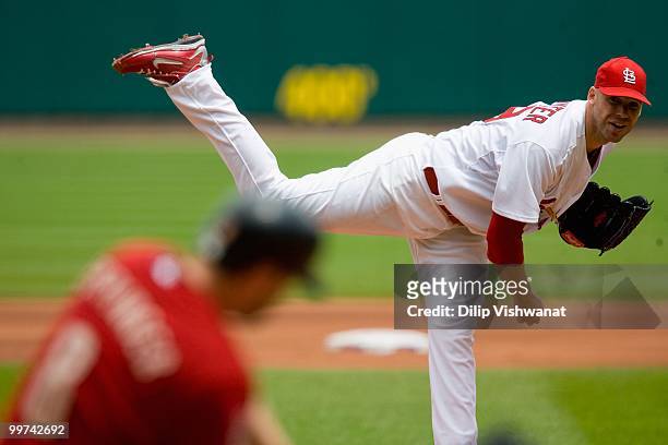 Starting pitcher Chris Carpenter of the St. Louis Cardinals throws against the Houston Astros at Busch Stadium on May 13, 2010 in St. Louis,...