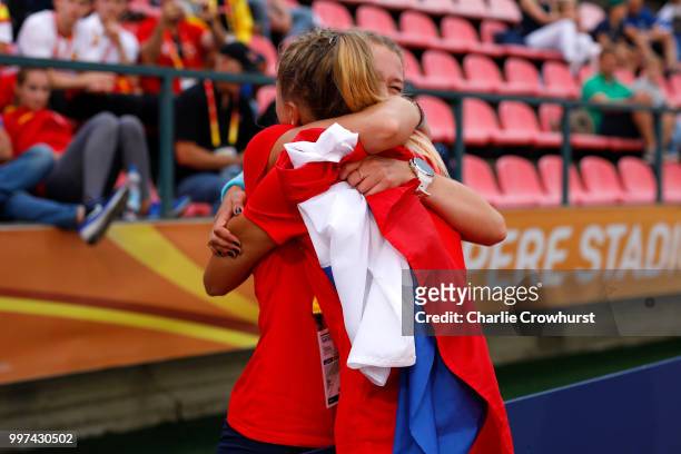 Amalie Svabikova of The Czech Republic celebrates winning gold in the final of the women's pole vault on day three of The IAAF World U20...