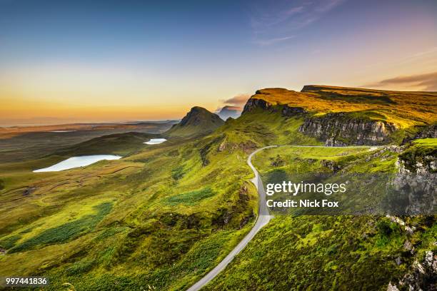 quiraing mountains sunset - quiraing stock pictures, royalty-free photos & images