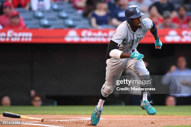 Dee Gordon of the Seattle Mariners in action during the MLB game against the Los Angeles Angels at Angel Stadium on July 12, 2018 in Anaheim,...