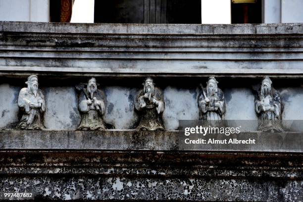 the temple of literature in hanoi - almut albrecht bildbanksfoton och bilder