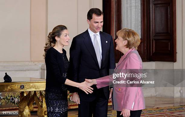 Prince Felipe of Spain and Princess Letizia of Spain receive Chancellor of Germany Angela Merkel during the "VI European Union - Latin America and...