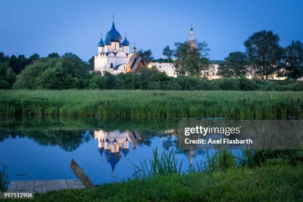 kremlin in suzdal, russia - suzdal imagens e fotografias de stock