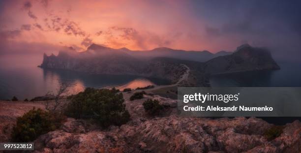 crimea. new world. panorama from cape kapchik - flowing cape 個照片及圖片檔