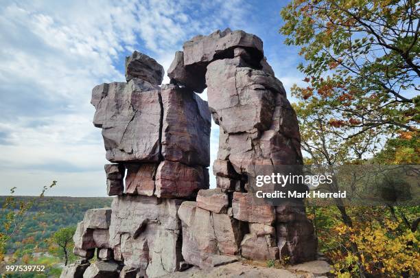 Devils Doorway At Wisconsins Devils Lake State Park High-Res Stock Photo