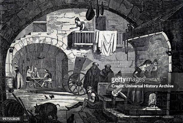 Engraving depicting the courtyard of a Spanish inn, with food being cooked in a frying pan. Dated 19th century.
