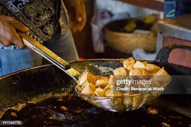 fried tofu - fried tofu stock pictures, royalty-free photos & images