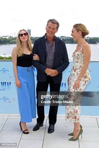 Amanda Seyfried, Pierce Brosnan and Lily James during the Mamma Mia! Here we go again' Musical Photo Call on July 12, 2018 in Hamburg, Germany.