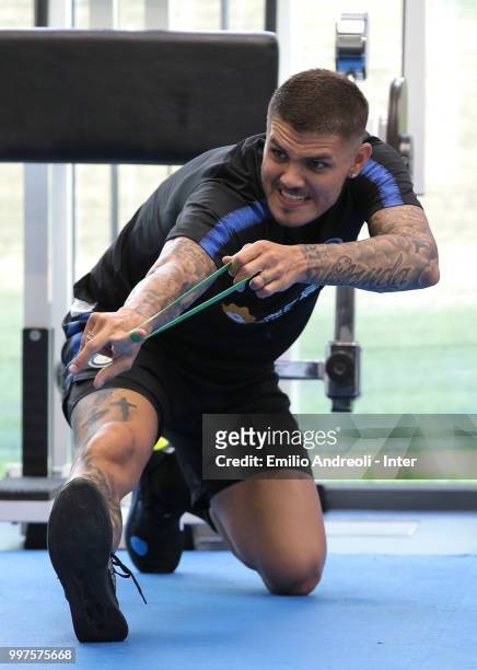 Mauro Emanuel Icardi of FC Internazionale trains in the gym during the FC Internazionale training session at the club's training ground Suning...