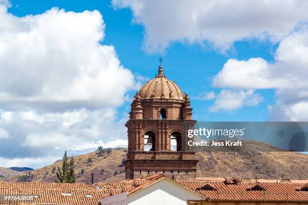 santo domingo church in cuzco - domingo stockfoto's en -beelden