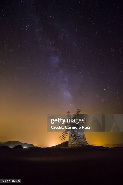 galactic windmill - carmelo bildbanksfoton och bilder