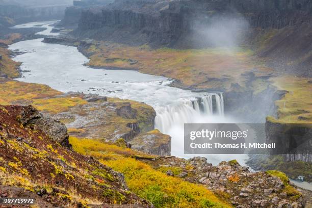 iceland-hafragilsfoss - brook mitchell stock pictures, royalty-free photos & images