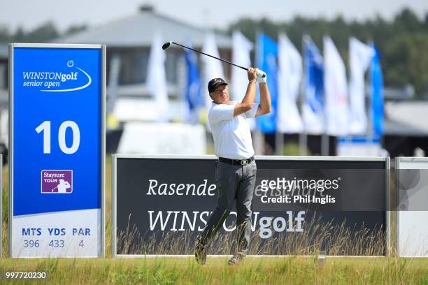 Barry Lane of England in action during Day One of the WINSTONgolf Senior Open at WINSTONlinks on July 13, 2018 in Schwerin, Germany.
