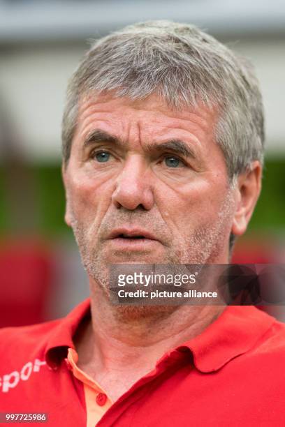 Duesseldorf's manager Friedhelm Funkel ahead of the German 2nd Bundesliga soccer match between Fortuna Duesseldorf and Eintracht Braunschweig in the...