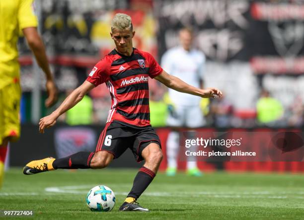 Ingolstadt's Alfredo Morales on the ball during the German 2nd Bundesliga soccer match between FC Ingolstadt 04 and 1. FC Union Berlin in the Audi...