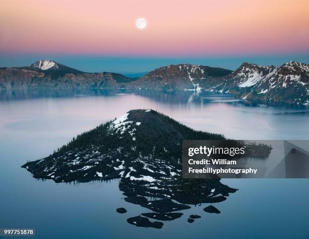 wizard island and full moon - wizard island stock pictures, royalty-free photos & images